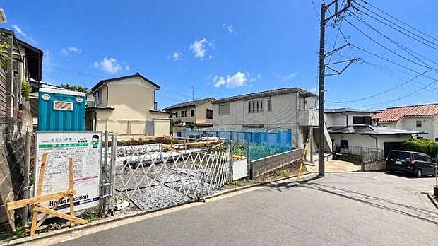 《現地》 安心して暮らせそうな住環境です。