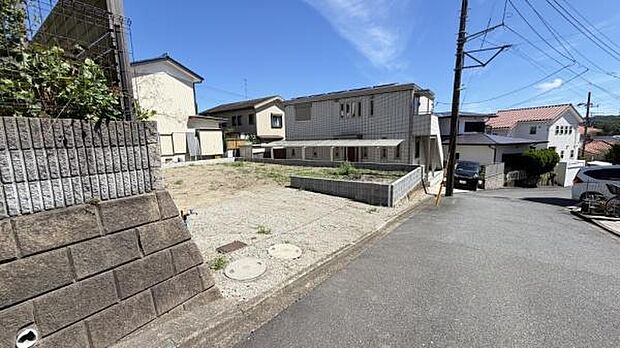《外観》 ■家族みんなが落ち着ける場所。明るい空間で心も暖か、朝から爽やかな気分。寝る時も包みこまれるようにふんわりと。家にいることが心と体に優しい暖かな暮らし。