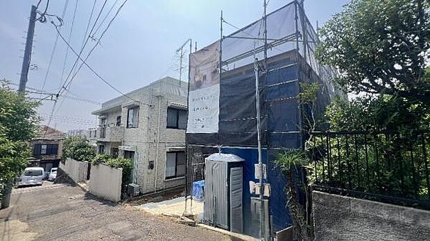 《現地》　■暮らしやすい立地です