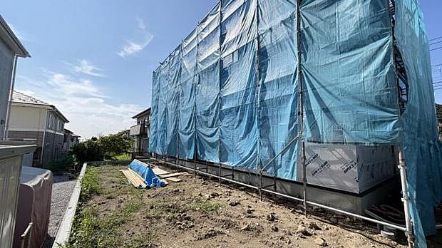 《現地》 さわやかな風が渡りたっぷり陽光がふりそそぐ立地。