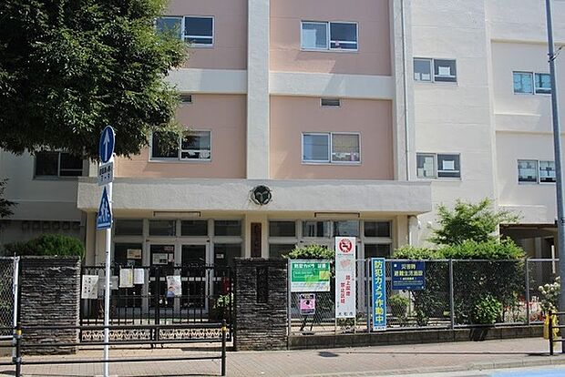 座間市立立野台小学校まで237m