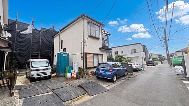 《前面道路》 ■落ち着いた住環境です。