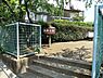 周辺：南原公園まで1008m、綾瀬市にある住宅街のコンパクトな公園。昭和後期につくられた第二次ベビーブームのための公園です。砂場、すべり台があります。