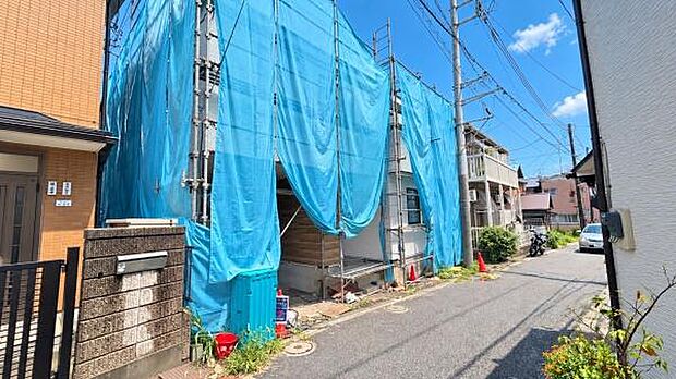 《外観》 ■機能性とデザイン性を兼ねそろえた理想の住まい。美しい外観やくつろぎの室内空間にふさわしい素材・形・色彩、上質感に満ちております。