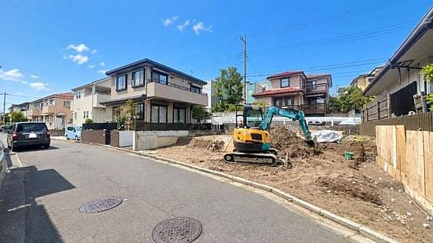 《現地》 安心して暮らせそうな住環境です。