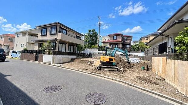 《現地》 さわやかな風が渡りたっぷり陽光がふりそそぐ立地。