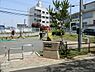 周辺：栗田谷第二公園まで532m、住宅街のスタンダードな公園です。公園の設備には水飲み・手洗い場があります。