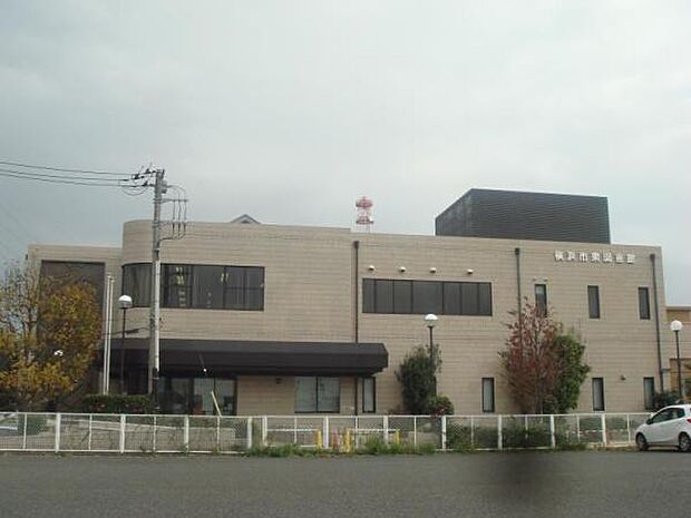 横浜市泉図書館まで1680m