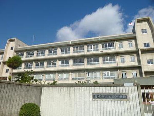 茨木市立太田中学校まで639m