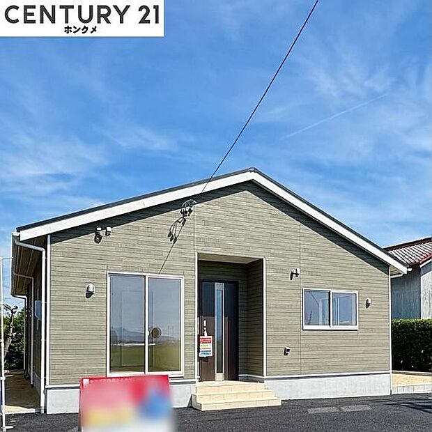 コチラは別アングルから見た外観写真です。