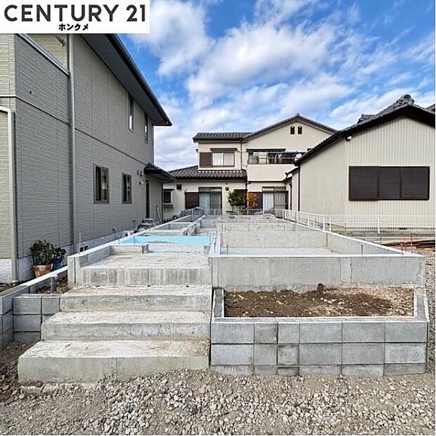 現在基礎の段階で来年2月の完成予定です。