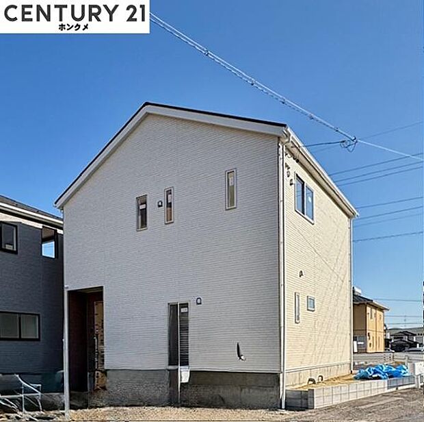 コチラは別アングルから見た外観写真です。