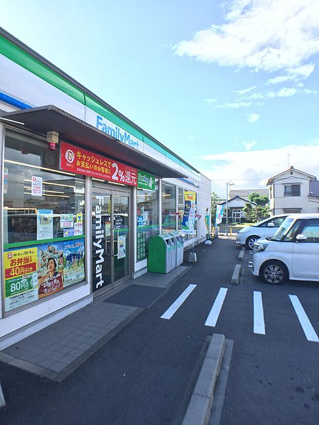 ファミリーマート岐阜旦島店まで595m
