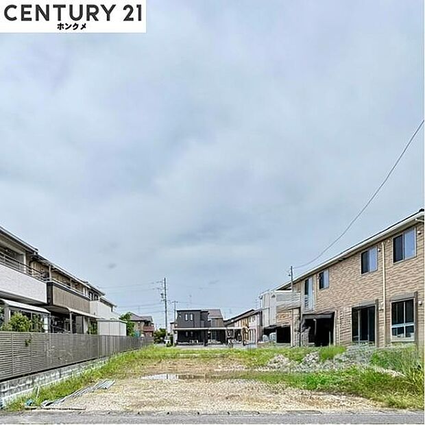 現在は更地の状態で11月頃完成予定です。