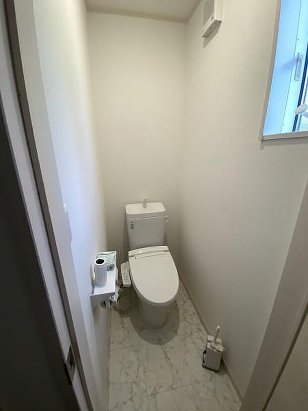 トイレは1階・2階にあります。
