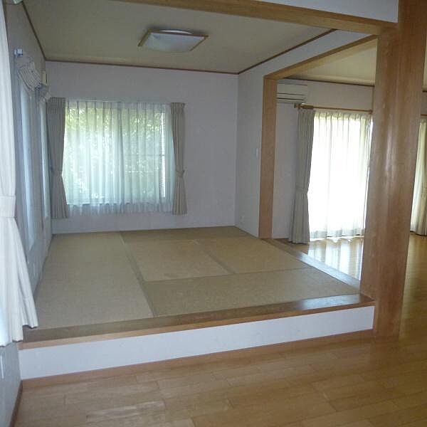 ＜リビング/Living room＞くつろぎの5.25帖畳コーナー