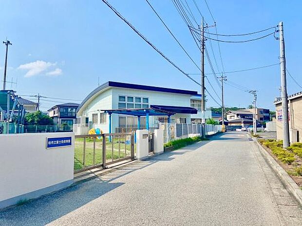 富士見保育園まで772m