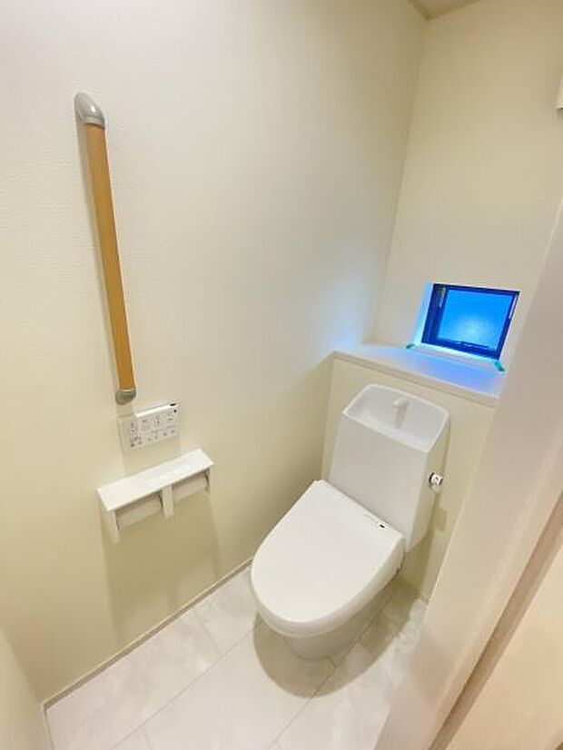 <トイレ/Toilet>安心手摺り付き