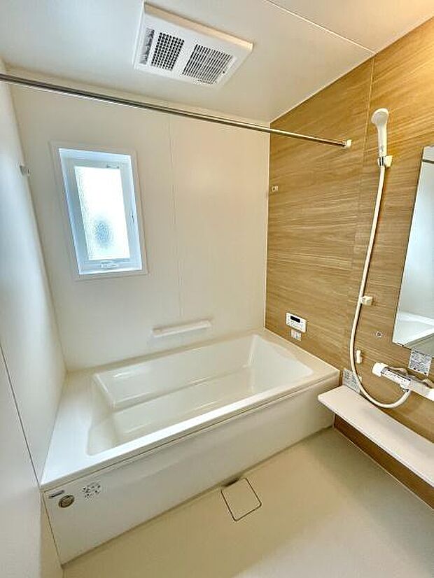 追い炊き機能、浴室暖房乾燥機能付き