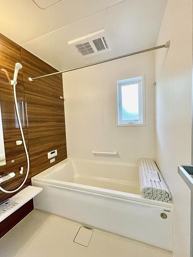 追い炊き機能、浴室暖房乾燥機能付き