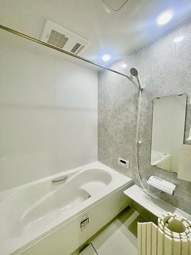 追い炊き機能、浴室暖房乾燥機能付き