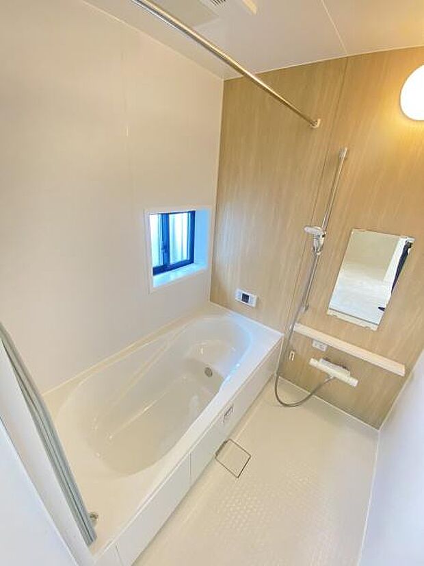 追い炊き機能、浴室暖房乾燥機能付き