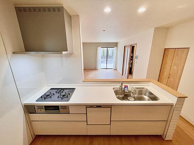 人気の対面型キッチン！