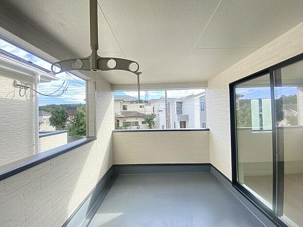 雨の心配不要なインナーバルコニー