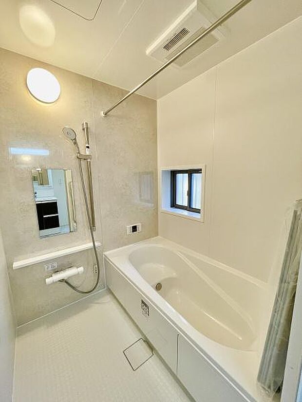 追い炊き機能、浴室暖房乾燥機能付き