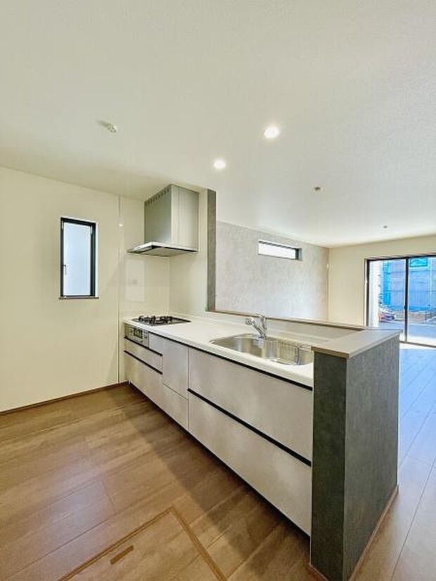 人気の対面キッチン!