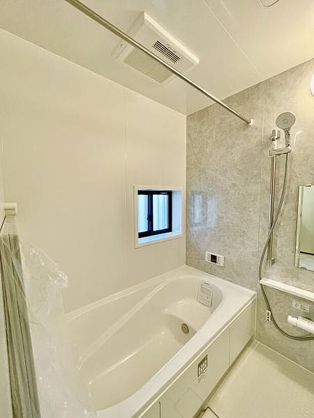 追い炊き機能、浴室暖房乾燥機能付き