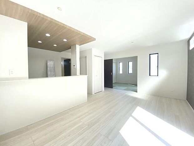 隣の和室とつなげて使えます