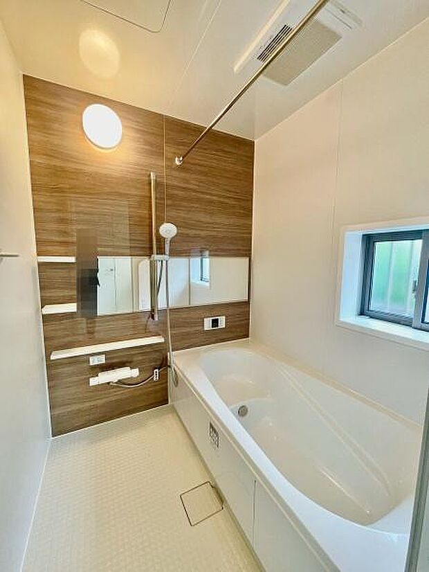 追い炊き機能、浴室暖房乾燥機能付き