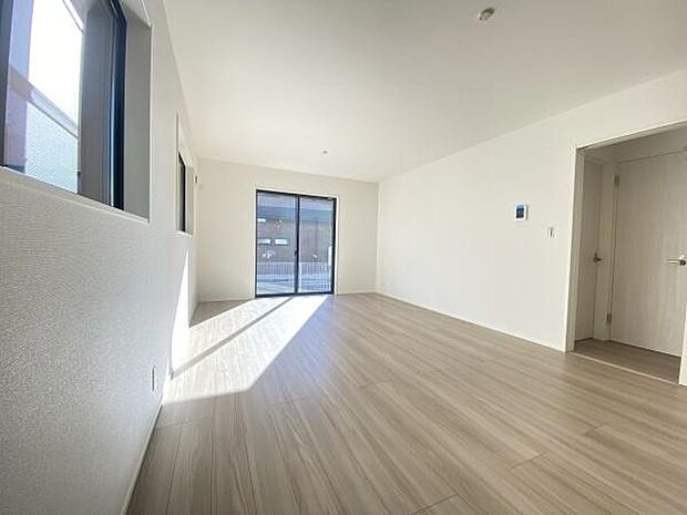 南向きの明るいリビング