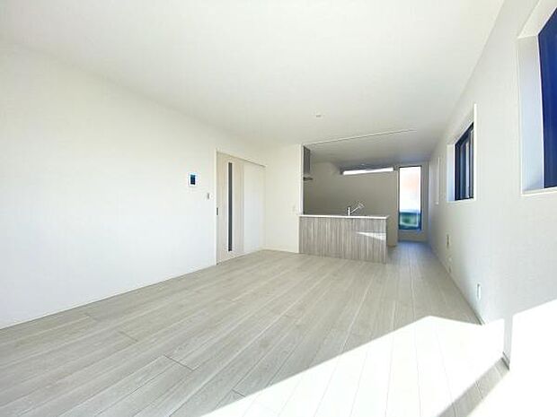 広々とした19.3帖のLDK！