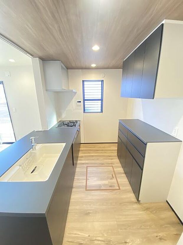 人気の対面キッチン！