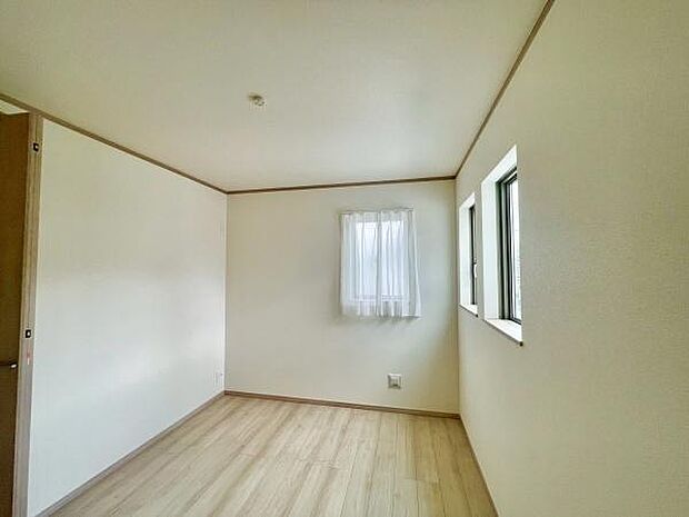 ＜洋室／Bed room＞5.75帖の洋室，クローゼット付き