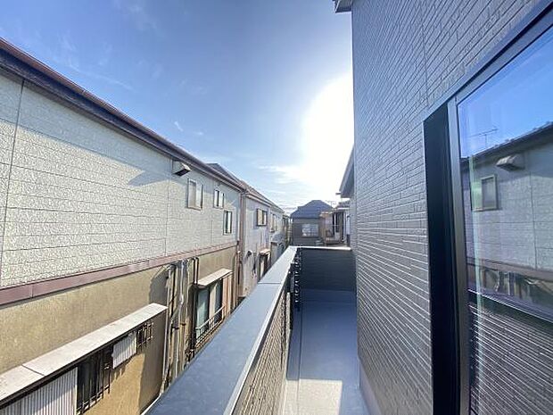 南東向きバルコニー