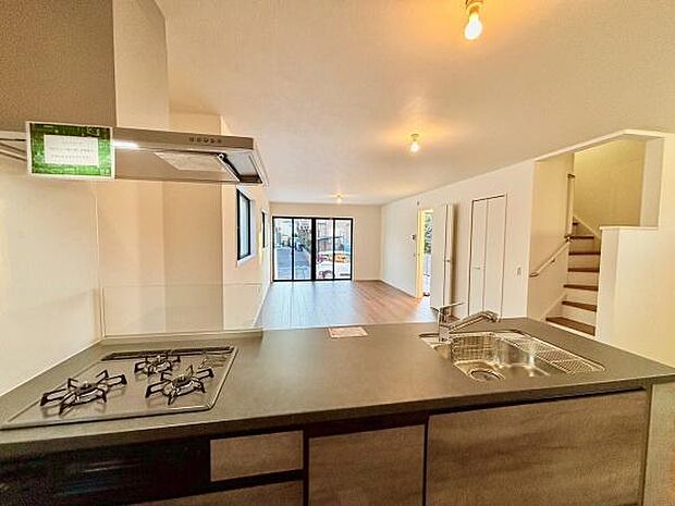 南向きの明るいリビング