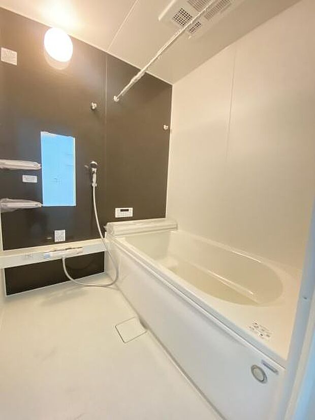 追い炊き機能、浴室暖房乾燥機能付き