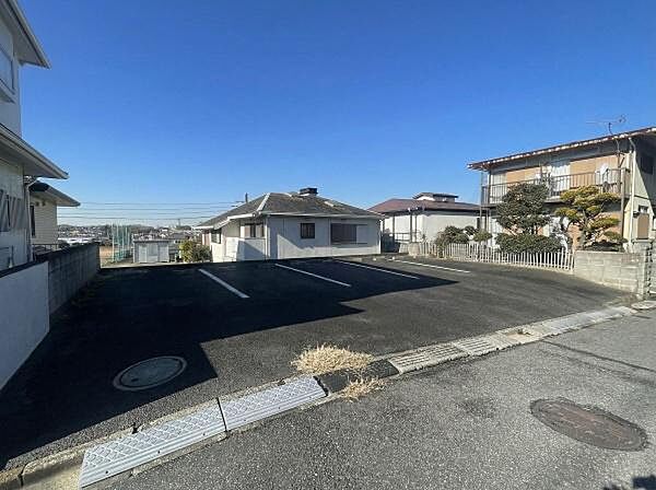 お好きなハウスメーカーで建築できます