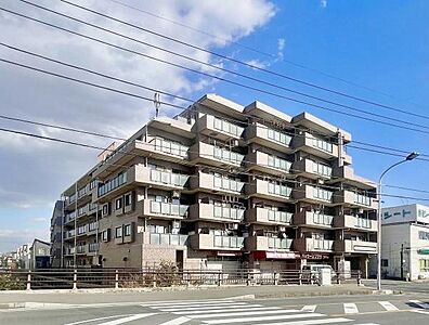 外観:東松戸駅まで徒歩約16分 外観:東松戸駅まで徒歩約16分