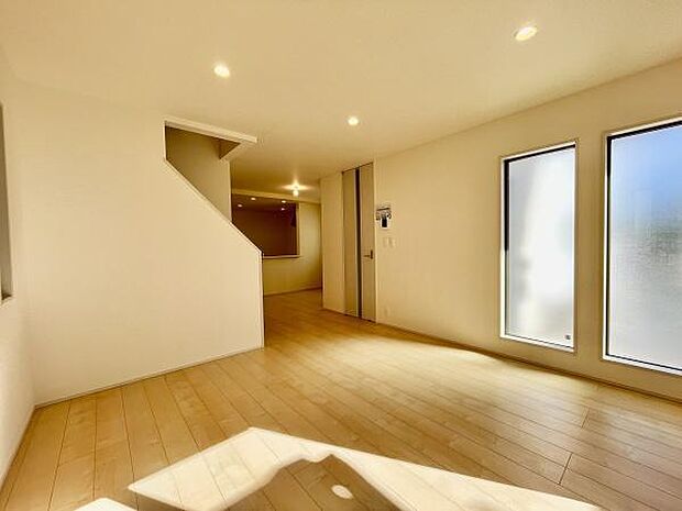 採光良好な明るいリビング