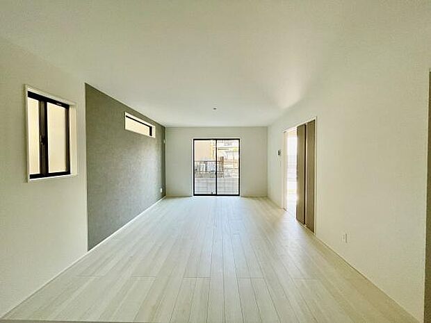 南向きの明るいリビング