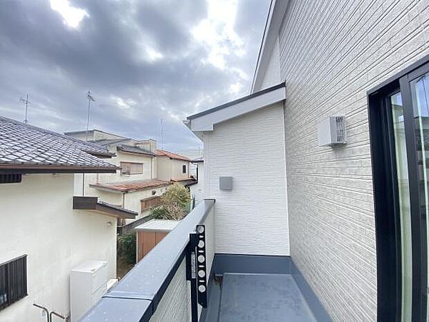 南東向きバルコニー