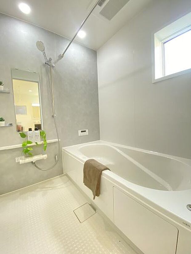 追い炊き機能、浴室暖房乾燥機能付き