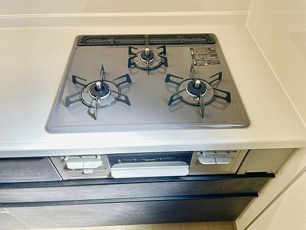 <キッチン/Kitchen>3口コンロです