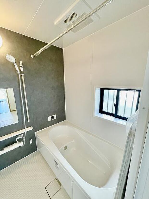 <浴室/Bath>追い炊き機能、浴室暖房乾燥機能付き♪