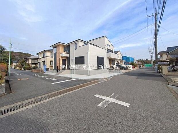 人気の角地です