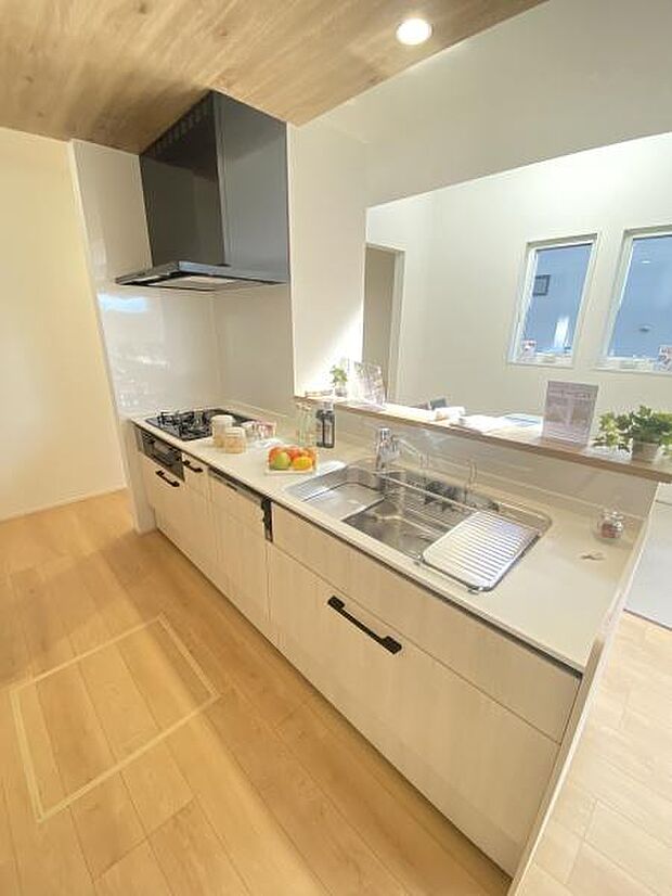 人気の対面キッチン!